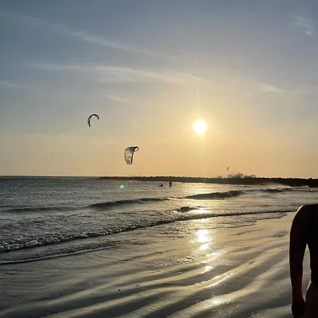A 1 Minuto De La Playa Apartment *